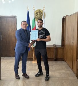 Двама републикански шампиони станаха спортисти на месеца