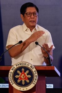 Китай призовава САЩ да отменят митата и да се въздържат от налагане на нови