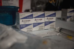 Новата застраховка за лекарства в Китай: спасение за пациентите или притискане на големите фармацевтични фирми?