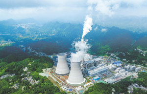 Зеленият преход на Китай, подкрепен от “резервно” въглища