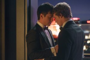 Звездата от Heated Rivalry Хъдсън Уилямс осъжда расистки и хомофобски коментари на фенове