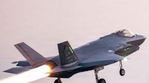 Иран откри и повреди американски стелт самолет F-35 в битка. Китайски експерти набелязват как