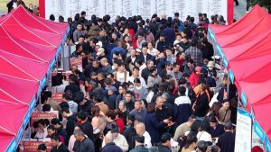 Търсенето на AI таланти в Китай изпреварва обявите за работа в други сектори на „новата икономика“.